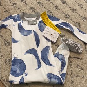 NWT Burts Bees footie pajamas